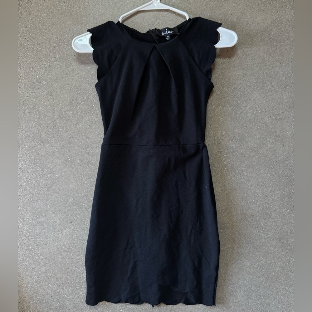 Lulus Black Scalloped Dress XS